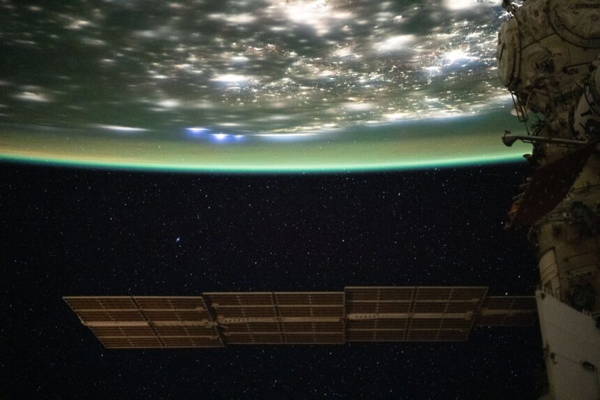 Direct-to-Device Rules: SpaceX’s 15,000-Satellite Licence and the FCC’s Plan to Rewrite SCS