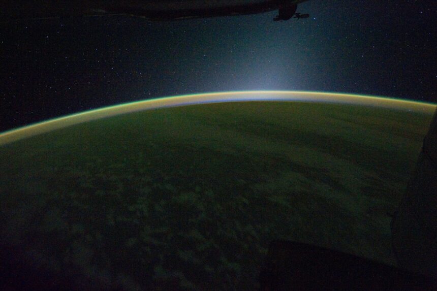 Where Does Space Begin? The Kármán Line, the 80 km Debate and Why the Law Has No Boundary